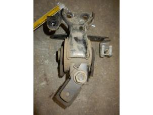 Gebruikte Motorrubber Mazda Premacy 1.8 16V Prijs op aanvraag aangeboden door Autodemontage Joko B.V.