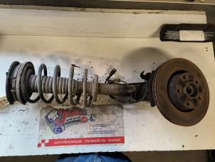 Gebruikte Voorpoot links Peugeot 605 (6B) 3.0 SV Prijs op aanvraag aangeboden door Autodemontage Joko B.V.