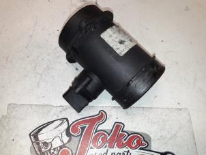 Gebruikte Luchtmassameter Mercedes C (W202) 3.6 C-36 AMG 24V Prijs op aanvraag aangeboden door Autodemontage Joko B.V.