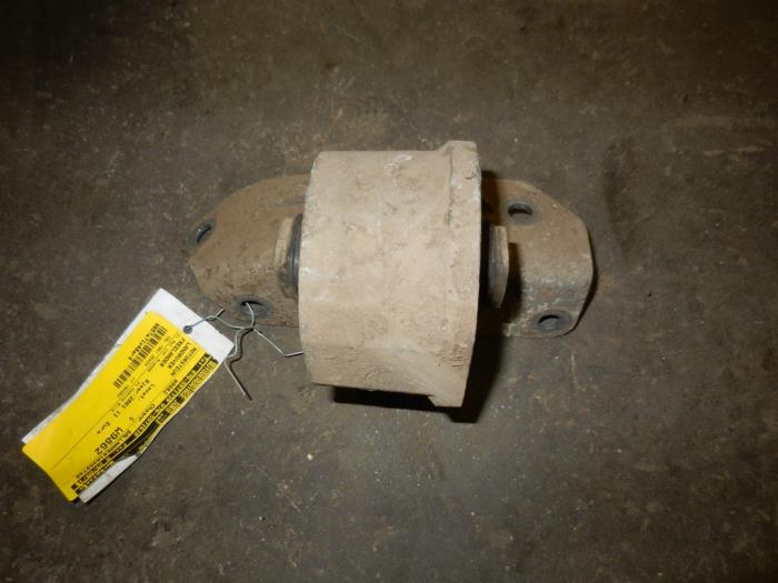 Gebruikte Motorrubber Landrover Freelander Hard Top 2.0 td4 16V Prijs op aanvraag aangeboden door Autodemontage Joko B.V.