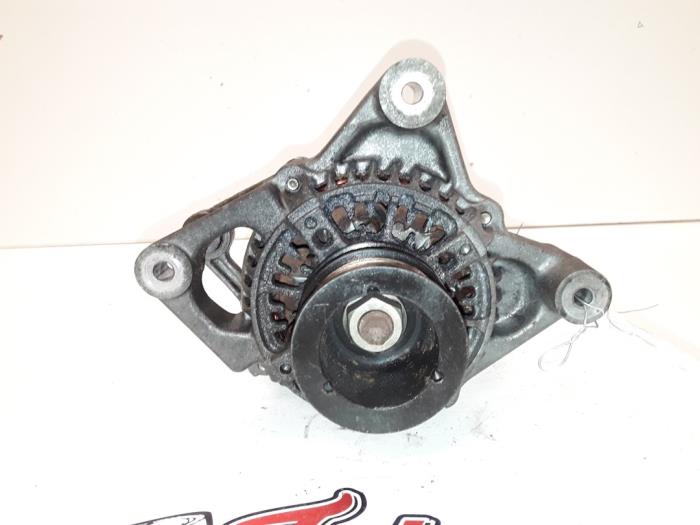 Gebruikte Dynamo Volvo S40 (VS) 1.8 16V Prijs op aanvraag aangeboden door Autodemontage Joko B.V.