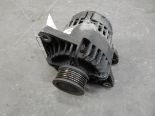 Gebruikte Dynamo Alfa Romeo 147 (937) 1.9 JTD 115 Prijs op aanvraag aangeboden door Autodemontage Joko B.V.