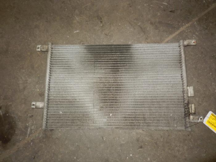 Gebruikte Airco Condensor Alfa Romeo 147 (937) 1.9 JTD 115 Prijs op aanvraag aangeboden door Autodemontage Joko B.V.