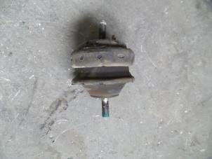 Gebruikte Motorsteun Kia Sorento I (JC) 3.5 V6 24V Prijs op aanvraag aangeboden door Autodemontage Joko B.V.