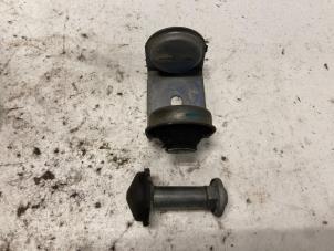 Gebruikte Motorsteun Peugeot Partner Combispace 1.6 HDI 75 Prijs op aanvraag aangeboden door Autodemontage Joko B.V.