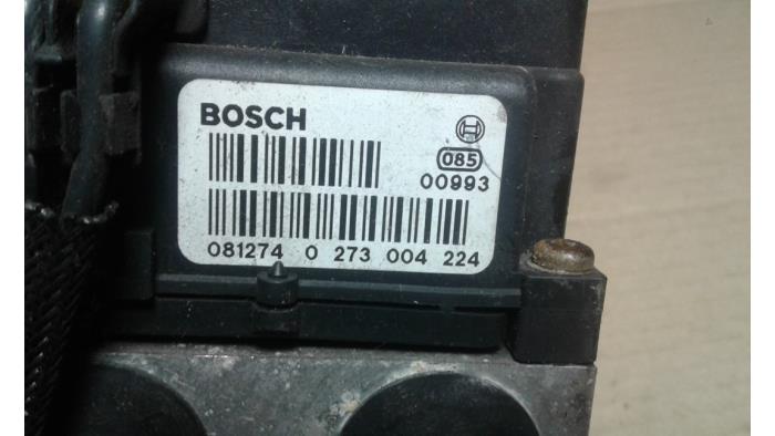 Gebruikte ABS Pomp Volvo V40 (VW) 1.6 16V Prijs op aanvraag aangeboden door Autodemontage Joko B.V.