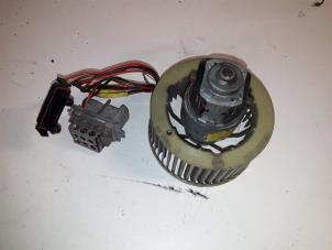 Gebruikte Kachel Ventilatiemotor Renault Megane Coupé (DA) 1.6i Prijs op aanvraag aangeboden door Autodemontage Joko B.V.