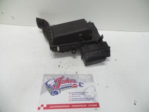 Gebruikte Luchtfilterhuis Volvo V40 (VW) 1.6 16V Prijs op aanvraag aangeboden door Autodemontage Joko B.V.