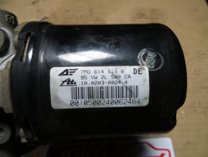 Gebruikte ABS Pomp Ford Galaxy (WGR) 2.0 CL,GLX SEFI Prijs op aanvraag aangeboden door Autodemontage Joko B.V.