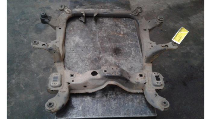Gebruikte Subframe Opel Astra H SW (L35) 1.3 CDTI 16V Ecotec Prijs op aanvraag aangeboden door Autodemontage Joko B.V.
