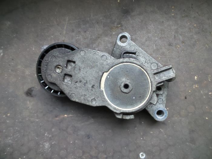 Gebruikte Spanrol Multiriem Ford Focus 2 Wagon 1.6 TDCi 16V 110 Prijs op aanvraag aangeboden door Autodemontage Joko B.V.