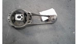 Gebruikte Motorrubber Saab 9-3 II Sport Sedan (YS3F) 2.2 TiD 16V Prijs op aanvraag aangeboden door Autodemontage Joko B.V.