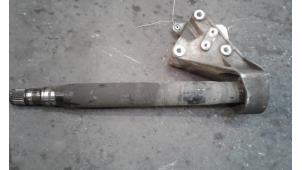 Gebruikte Aandrijfas rechts-voor Saab 9-3 II Sport Sedan (YS3F) 2.2 TiD 16V Prijs op aanvraag aangeboden door Autodemontage Joko B.V.