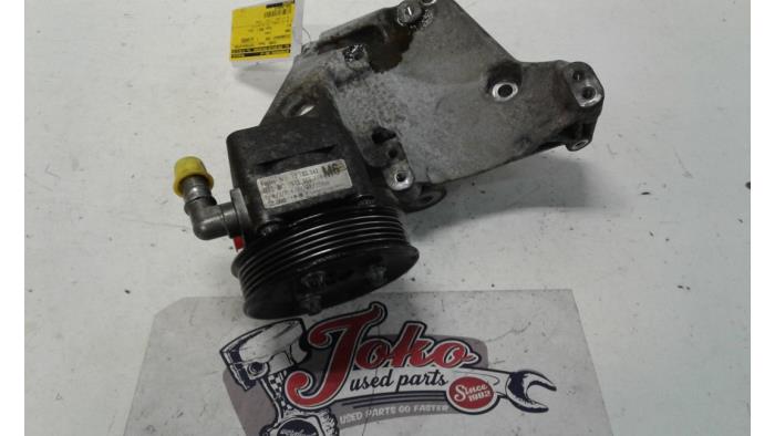 Gebruikte Servopomp Saab 9-3 II Sport Sedan (YS3F) 2.2 TiD 16V Prijs op aanvraag aangeboden door Autodemontage Joko B.V.