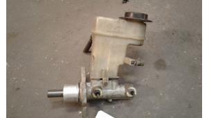 Gebruikte Hoofdremcilinder Saab 9-3 II Sport Sedan (YS3F) 2.2 TiD 16V Prijs op aanvraag aangeboden door Autodemontage Joko B.V.