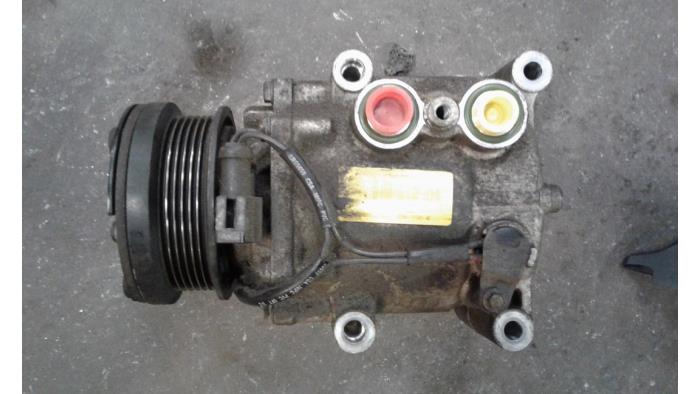 Gebruikte Aircopomp Ford Focus 1 1.4 16V Prijs op aanvraag aangeboden door Autodemontage Joko B.V.