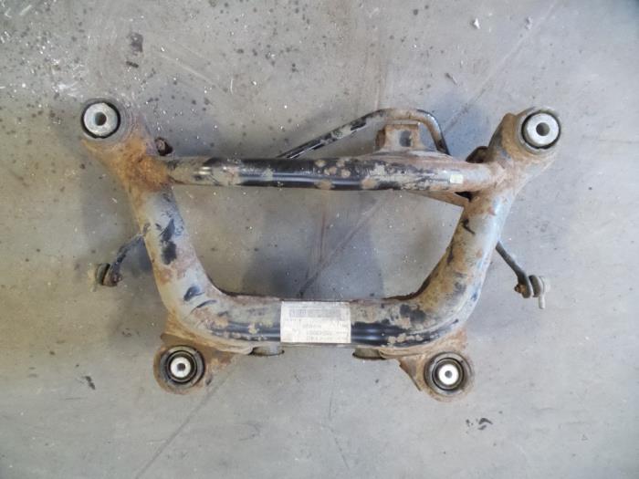 Gebruikte Subframe BMW X3 (E83) 2.5 24V Prijs op aanvraag aangeboden door Autodemontage Joko B.V.