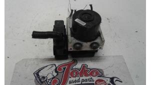 Gebruikte ABS Pomp Ford Transit Connect 1.8 TDCi 90 Prijs op aanvraag aangeboden door Autodemontage Joko B.V.