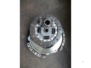 Gebruikte Koppelingsset (compleet) Seat Ibiza II (6K1) 1.4i Prijs op aanvraag aangeboden door Autodemontage Joko B.V.