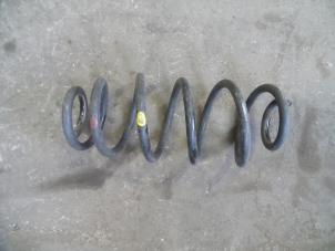 Gebruikte Veerschroef achter Opel Combo 1.6 CDTI 16V Prijs op aanvraag aangeboden door Autodemontage Joko B.V.