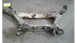 Gebruikte Subframe Mercedes C Combi (S202) 2.2 C-200 CDI 16V Prijs op aanvraag aangeboden door Autodemontage Joko B.V.