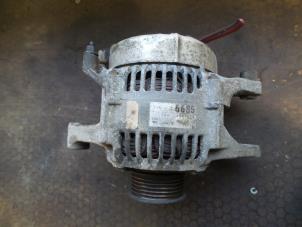 Gebruikte Alternator Jeep Grand Cherokee (WG/WJ) 4.0i Prijs op aanvraag aangeboden door Autodemontage Joko B.V.