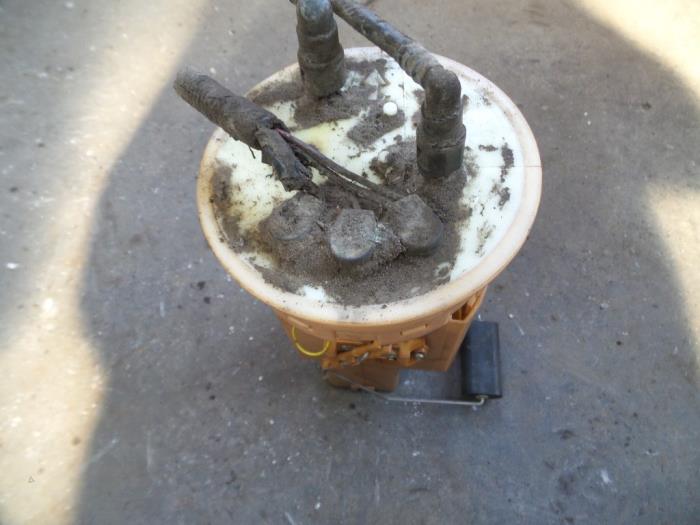 Gebruikte Tank element Pomp Jeep Grand Cherokee (WG/WJ) 4.0i Prijs op aanvraag aangeboden door Autodemontage Joko B.V.