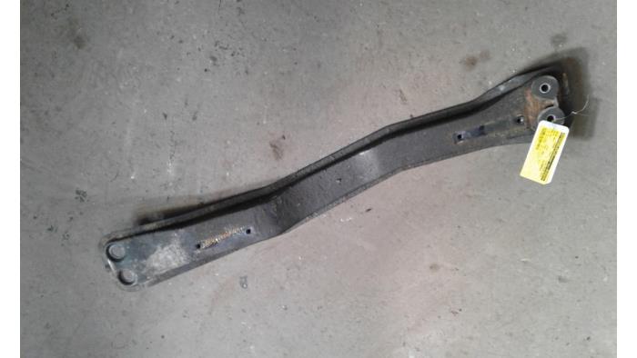 Gebruikte Motorbalk Volvo V40 (VW) 2.0 16V Prijs op aanvraag aangeboden door Autodemontage Joko B.V.