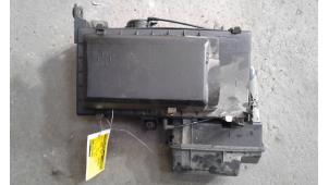 Gebruikte Luchtfilterhuis Volvo V40 (VW) 2.0 16V Prijs op aanvraag aangeboden door Autodemontage Joko B.V.