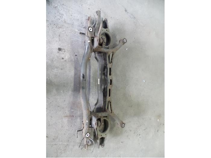 Gebruikte Subframe Volkswagen Passat (3C2) 2.0 TDI 16V 140 Prijs op aanvraag aangeboden door Autodemontage Joko B.V.