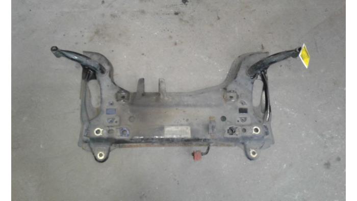 Gebruikte Subframe Ford Fiesta 5 (JD/JH) 2.0 16V ST150 Prijs op aanvraag aangeboden door Autodemontage Joko B.V.