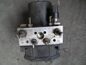 Gebruikte ABS Pomp Mercedes Vito (639.6) 2.2 111 CDI 16V Prijs op aanvraag aangeboden door Autodemontage Joko B.V.