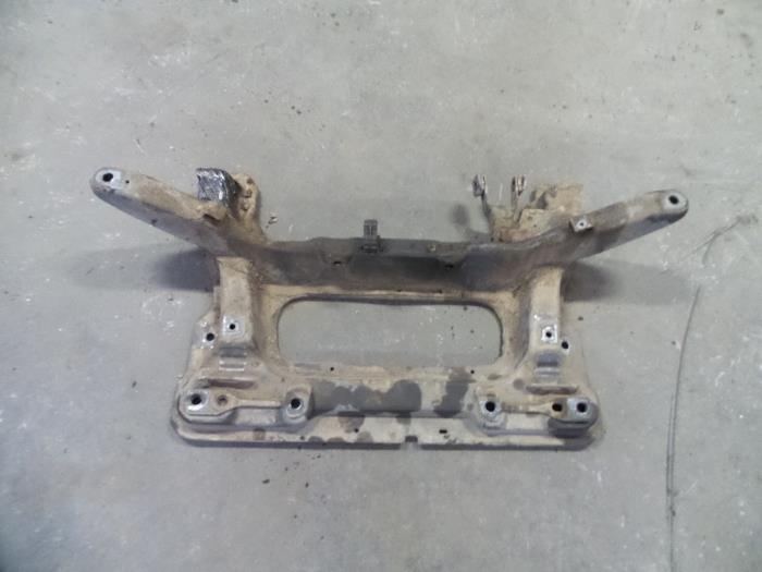 Gebruikte Subframe Citroen Xsara Picasso (CH) 1.6 Prijs op aanvraag aangeboden door Autodemontage Joko B.V.