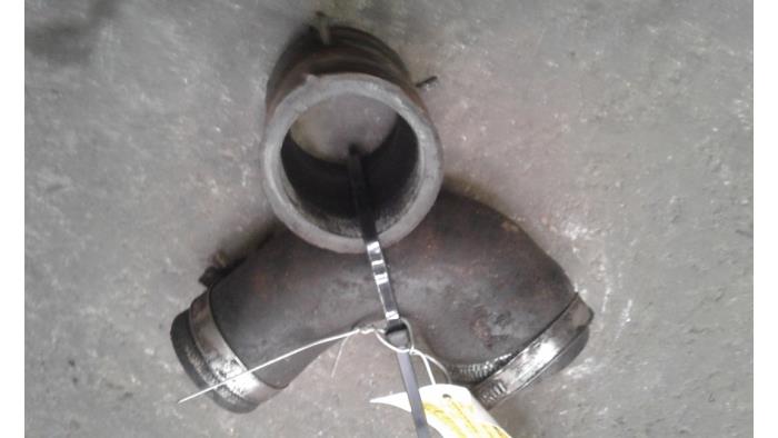 Gebruikte Turboslang Volkswagen Transporter/Caravelle T4 1.9 TD Caravelle Prijs op aanvraag aangeboden door Autodemontage Joko B.V.
