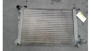 Gebruikte Radiateur Ford Puma 1.4 16V Prijs op aanvraag aangeboden door Autodemontage Joko B.V.