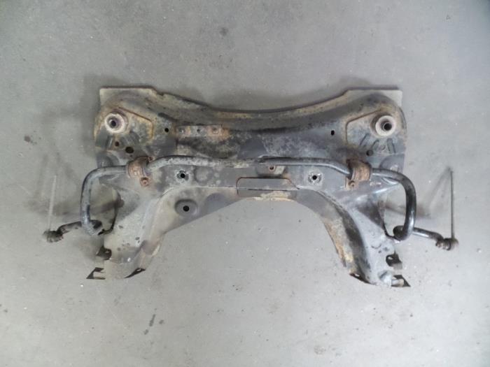 Gebruikte Subframe Nissan Micra (K12) 1.2 16V Prijs op aanvraag aangeboden door Autodemontage Joko B.V.