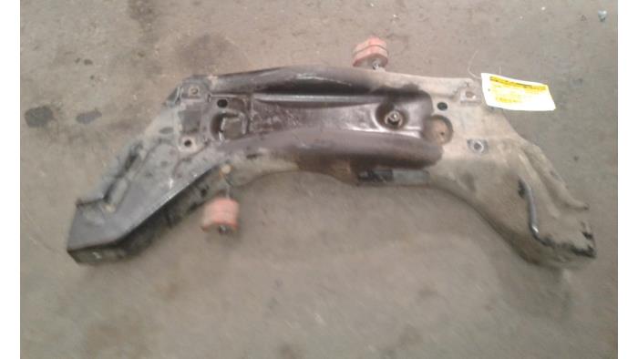 Gebruikte Subframe Volkswagen Polo IV (9N1/2/3) 1.2 Prijs op aanvraag aangeboden door Autodemontage Joko B.V.
