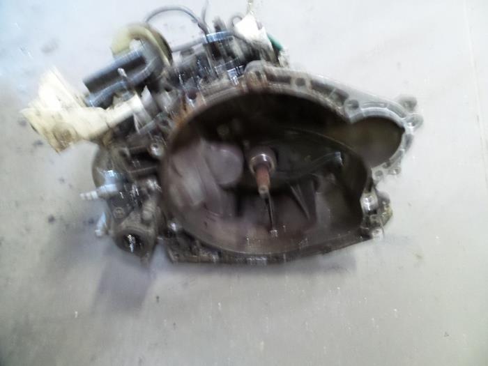 Gebruikte Versnellingsbak Peugeot 307 (3A/C/D) 2.0 HDi 90 Prijs op aanvraag aangeboden door Autodemontage Joko B.V.