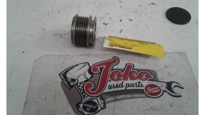 Gebruikte Dynamo poelie Volkswagen Touran (1T1/T2) 1.9 TDI 105 Euro 3 Prijs op aanvraag aangeboden door Autodemontage Joko B.V.