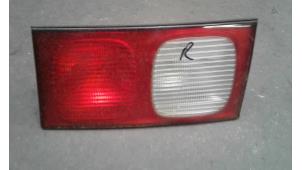 Gebruikte Achterlicht rechts Toyota Picnic (XM10) 2.0i 16V GLi,GXi Prijs op aanvraag aangeboden door Autodemontage Joko B.V.