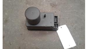 Gebruikte Module Centrale Deurvergrendeling Mercedes C (W202) 1.8 C-180 16V Prijs op aanvraag aangeboden door Autodemontage Joko B.V.