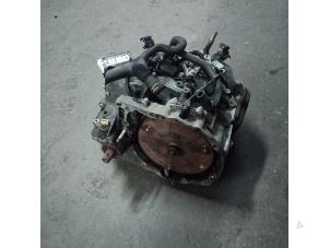 Gebruikte Automaatbak Renault Megane (EA) 2.0i Prijs op aanvraag aangeboden door Autodemontage Joko B.V.