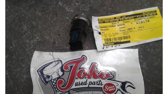 Gebruikte Druksensor Peugeot 307 (3A/C/D) 2.0 HDi 90 Prijs op aanvraag aangeboden door Autodemontage Joko B.V.