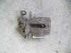 Opel Astra H GTC (L08) 1.3 CDTI 16V Ecotec Remklauw (Tang) links-achter