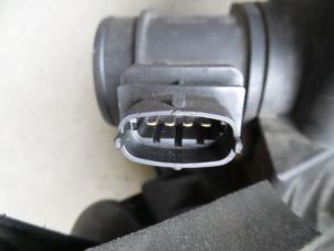 Gebruikte Luchtmassameter Suzuki Swift (ZA/ZC/ZD1/2/3/9) 1.3 D 16V Prijs op aanvraag aangeboden door Autodemontage Joko B.V.