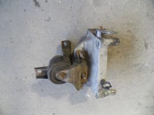 Gebruikte Motorsteun Suzuki Swift (ZA/ZC/ZD1/2/3/9) 1.3 D 16V Prijs op aanvraag aangeboden door Autodemontage Joko B.V.