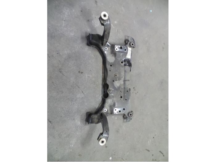 Gebruikte Subframe Ford Focus 3 1.6 Ti-VCT 16V 125 Prijs op aanvraag aangeboden door Autodemontage Joko B.V.