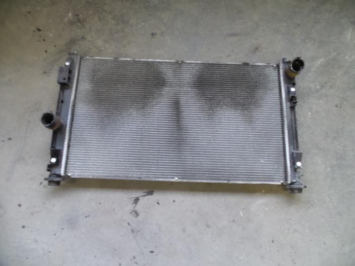 Gebruikte Radiateur Dodge Avenger (JS) 2.0 CRD 16V Prijs op aanvraag aangeboden door Autodemontage Joko B.V.