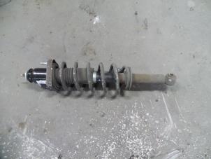 Gebruikte Achterpoot links Dodge Avenger (JS) 2.0 CRD 16V Prijs op aanvraag aangeboden door Autodemontage Joko B.V.