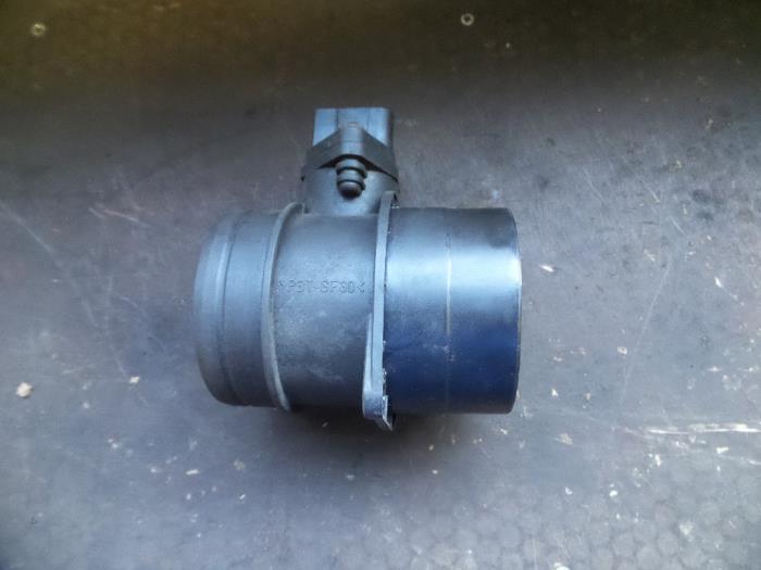 Gebruikte Luchtmassameter Dodge Avenger (JS) 2.0 CRD 16V Prijs op aanvraag aangeboden door Autodemontage Joko B.V.